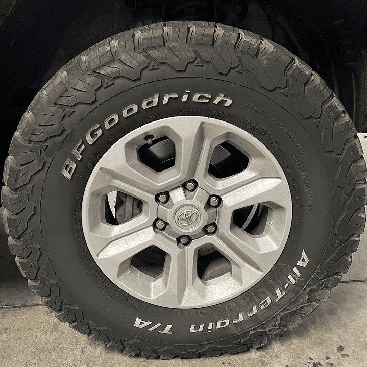 TOYOTA 4RUNNER SR5 4.0  / AÑO 2014 / 167.600KM / 4X4 / AUTOMATICA / BENCINA 9