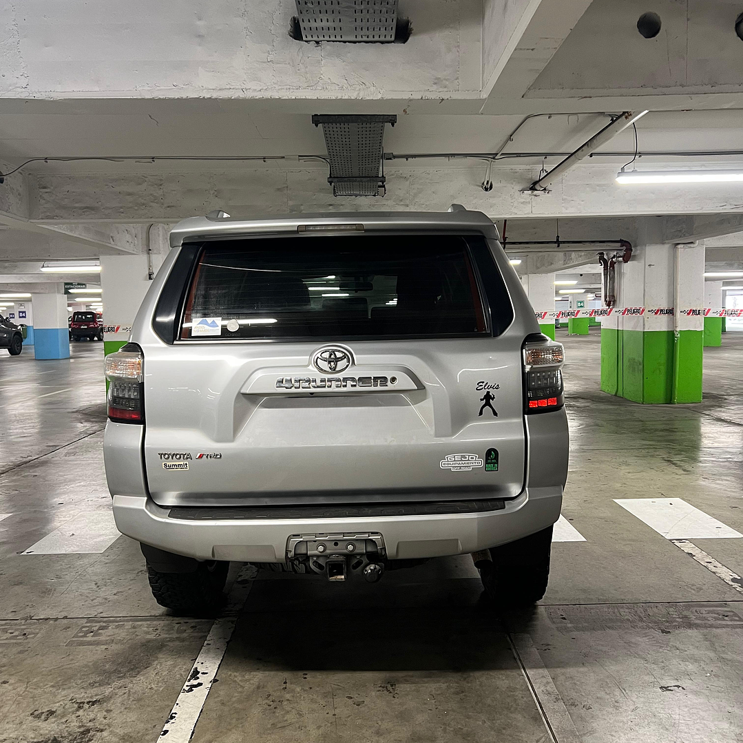 TOYOTA 4RUNNER SR5 4.0  / AÑO 2014 / 167.600KM / 4X4 / AUTOMATICA / BENCINA 5