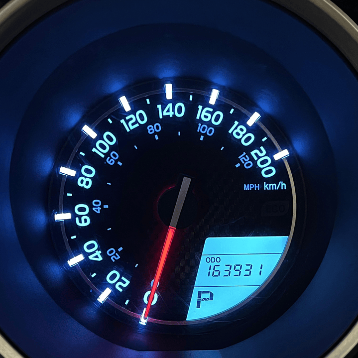 TOYOTA 4RUNNER SR5 4.0  / AÑO 2014 / 167.600KM / 4X4 / AUTOMATICA / BENCINA 18