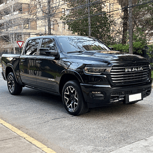 RAM 1500 Laramie 3.0 4WD / AÑO 2025 / 3.798KM / 4X4 / AUTOMATICA / DIESEL