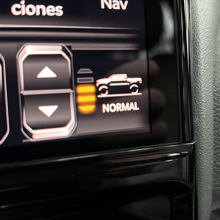 RAM 1500 Laramie 3.0 4WD / AÑO 2025 / 3.798KM / 4X4 / AUTOMATICA / DIESEL 27