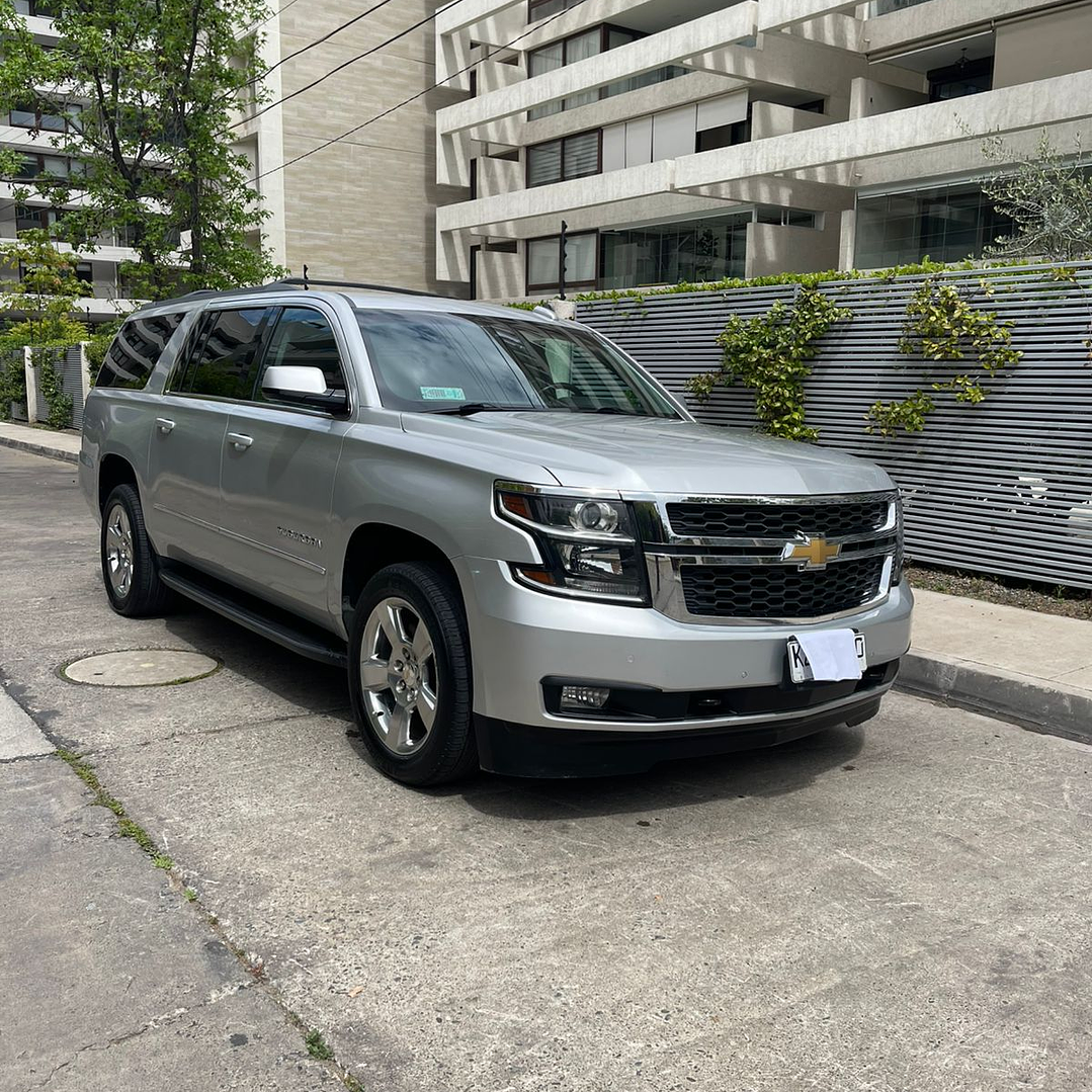 CHEVROLET SUBURBAN LT / AÑO 2019 / 105.000KM / 4X4 / AUTOMATICA / BENCINA 3