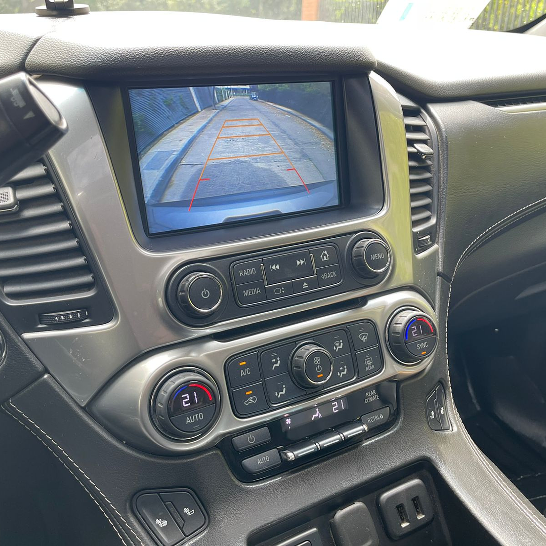 CHEVROLET SUBURBAN LT / AÑO 2019 / 105.000KM / 4X4 / AUTOMATICA / BENCINA 12