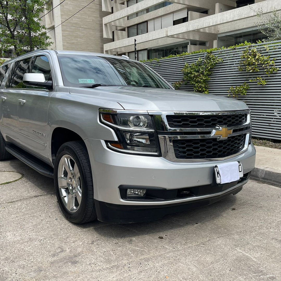 CHEVROLET SUBURBAN LT / AÑO 2019 / 105.000KM / 4X4 / AUTOMATICA / BENCINA 1