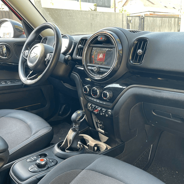 MINI COUNTRYMAN ALL4 C / AÑO 2018 / 70.000KM / 4X4 / AUTOMATICA / BENCINA 19