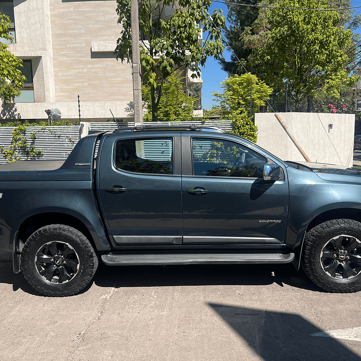 CHEVROLET COLORADO HI COUNTRY 2.8 / AÑO 2021 / 84.400KM / 4X4 / AUTOMATICA / DIESEL 8