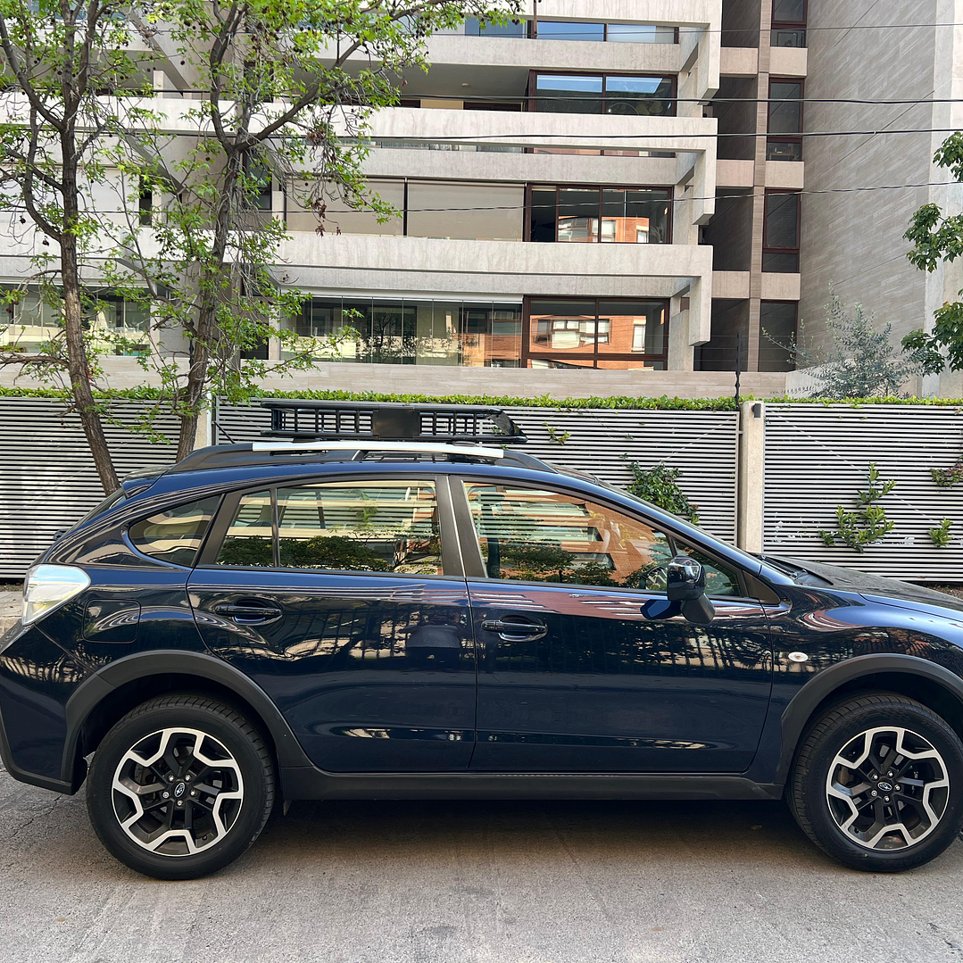 SUBARU XV 2.0 / AÑO 2016 / 105.000KM / AWD / MECANICO / BENCINA 8