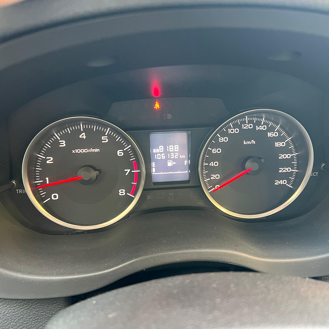 SUBARU XV 2.0 / AÑO 2016 / 105.000KM / AWD / MECANICO / BENCINA 13