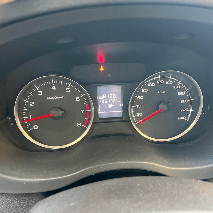 SUBARU XV 2.0 / AÑO 2016 / 105.000KM / AWD / MECANICO / BENCINA 13