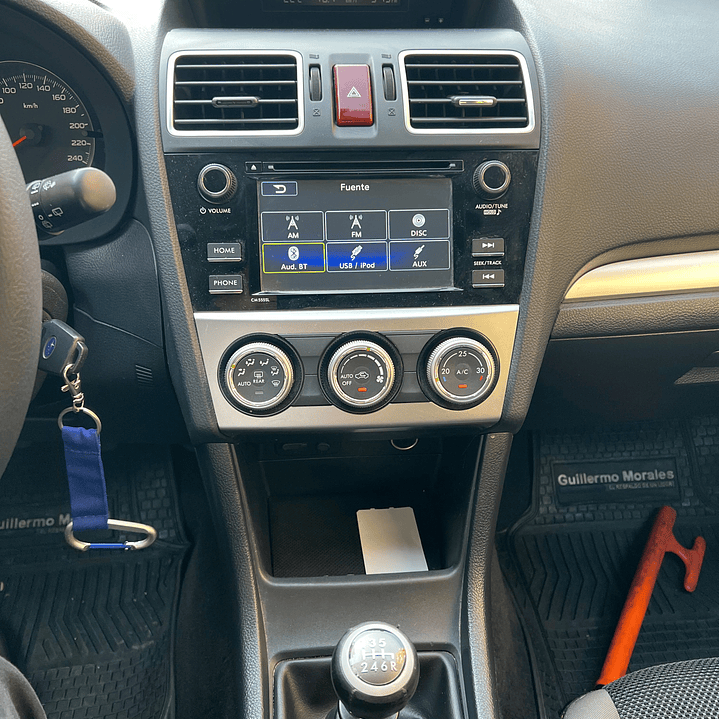 SUBARU XV 2.0 / AÑO 2016 / 105.000KM / AWD / MECANICO / BENCINA 21