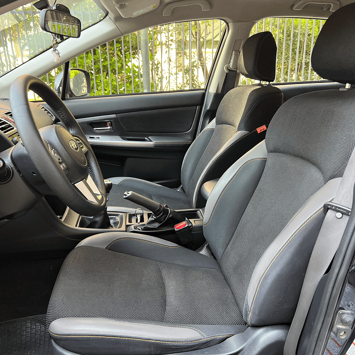 SUBARU XV 2.0 / AÑO 2016 / 105.000KM / AWD / MECANICO / BENCINA 23