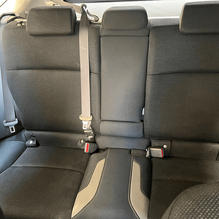 SUBARU XV 2.0 / AÑO 2016 / 105.000KM / AWD / MECANICO / BENCINA 24