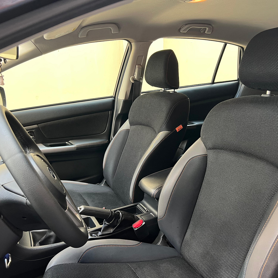 SUBARU XV 2.0 / AÑO 2016 / 105.000KM / AWD / MECANICO / BENCINA 25