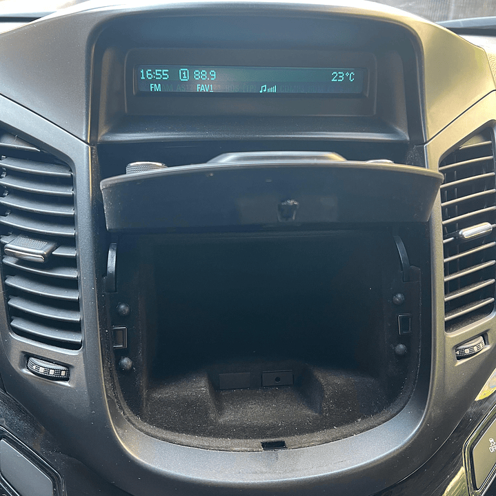 CHEVROLET ORLANDO / AÑO 2017 / 66.000KM / 4X2 / MECANICA/ DIESEL 15