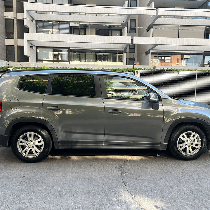 CHEVROLET ORLANDO / AÑO 2017 / 66.000KM / 4X2 / MECANICA/ DIESEL 8