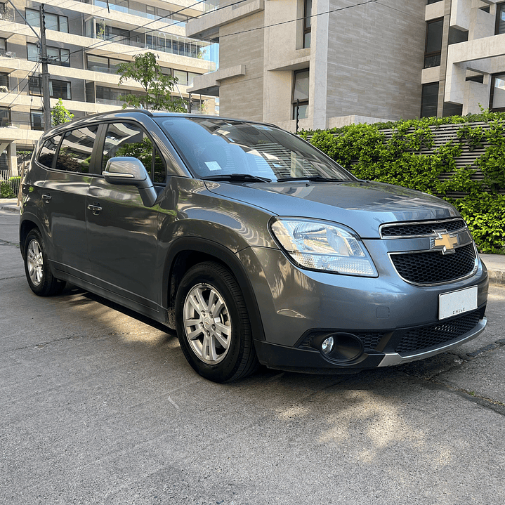 CHEVROLET ORLANDO / AÑO 2017 / 66.000KM / 4X2 / MECANICA/ DIESEL 1
