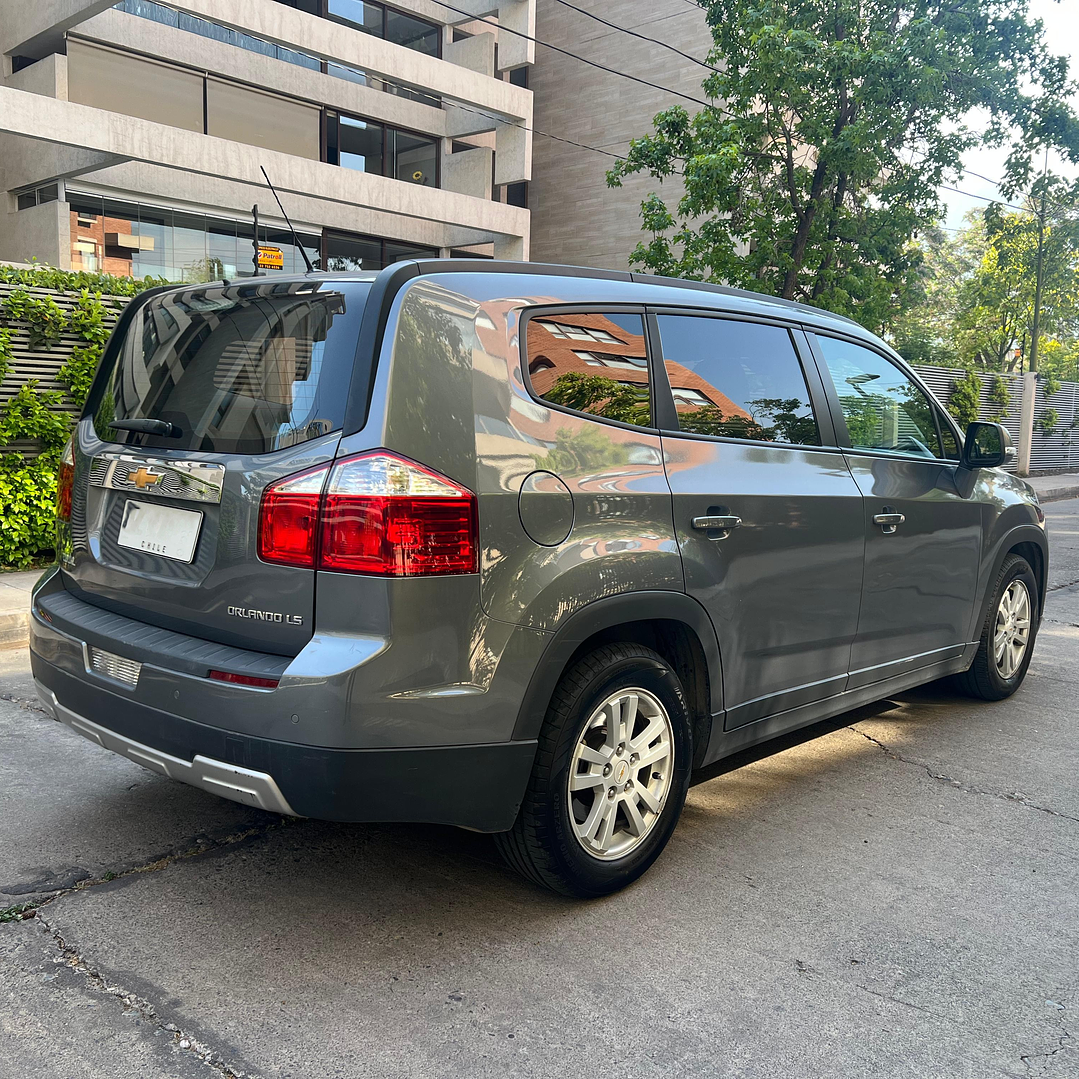 CHEVROLET ORLANDO / AÑO 2017 / 66.000KM / 4X2 / MECANICA/ DIESEL 7