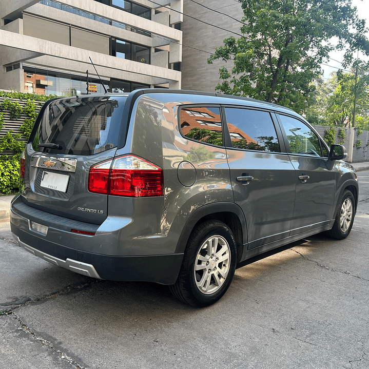 CHEVROLET ORLANDO / AÑO 2017 / 66.000KM / 4X2 / MECANICA/ DIESEL 7