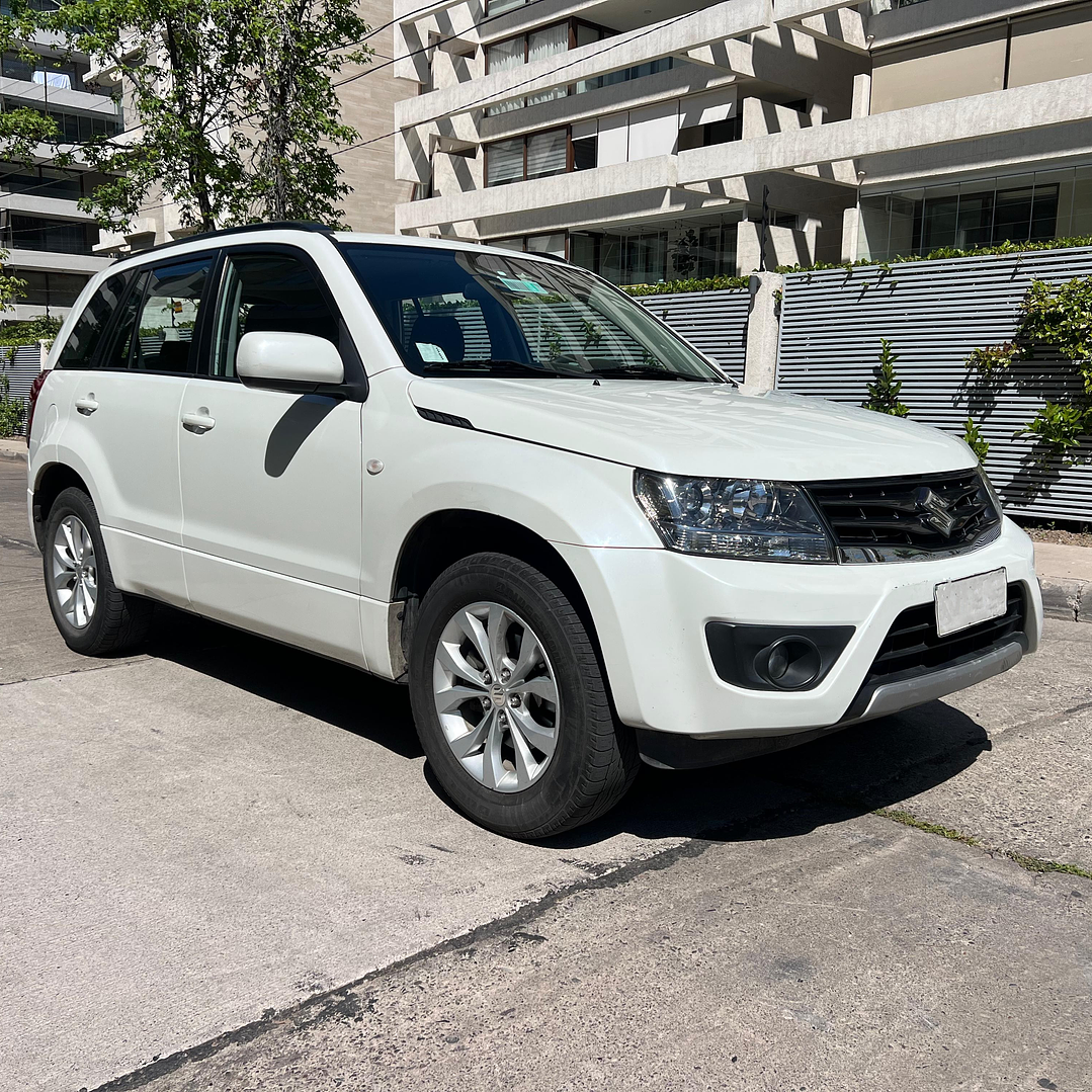 SUZUKI GRAND NOMADE GLX SPORT 2.4 / AÑO 2018 / 49.000KM / 4X2 / MECANICA / BENCINA 1