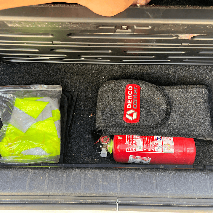 SUZUKI GRAND NOMADE GLX SPORT 2.4 / AÑO 2018 / 49.000KM / 4X2 / MECANICA / BENCINA 15