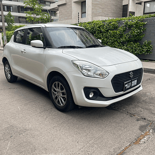 SUZUKI SWIFT 1.2 GL / AÑO 2022 / 128.000KM / 4X2 / MECANICO / BENCINA
