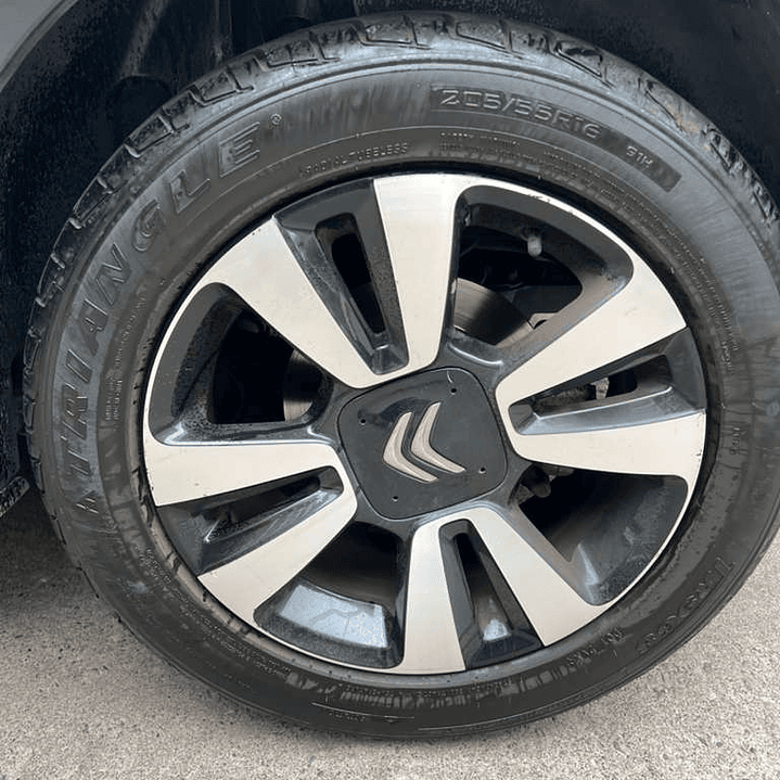 CITROEN C3 BLUE HDI / AÑO 2020 / 144.000KM / 4X2 / MECANICO / DIESEL 20