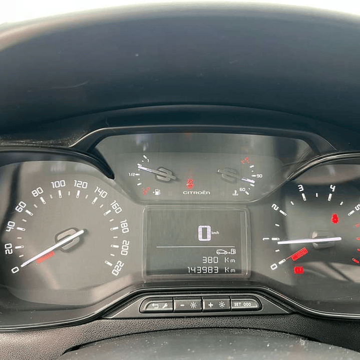 CITROEN C3 BLUE HDI / AÑO 2020 / 144.000KM / 4X2 / MECANICO / DIESEL 21