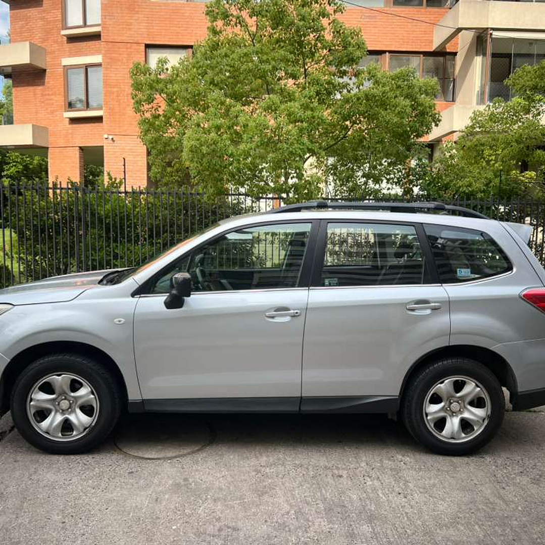 SUBARU ALL NEW FORESTER X  / AÑO 2013 / 110.000KM / 4X4 / AUTOMATICA / BENCINA 4