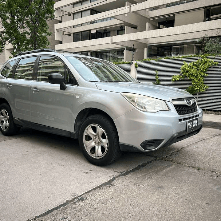 SUBARU ALL NEW FORESTER X  / AÑO 2013 / 110.000KM / 4X4 / AUTOMATICA / BENCINA 1