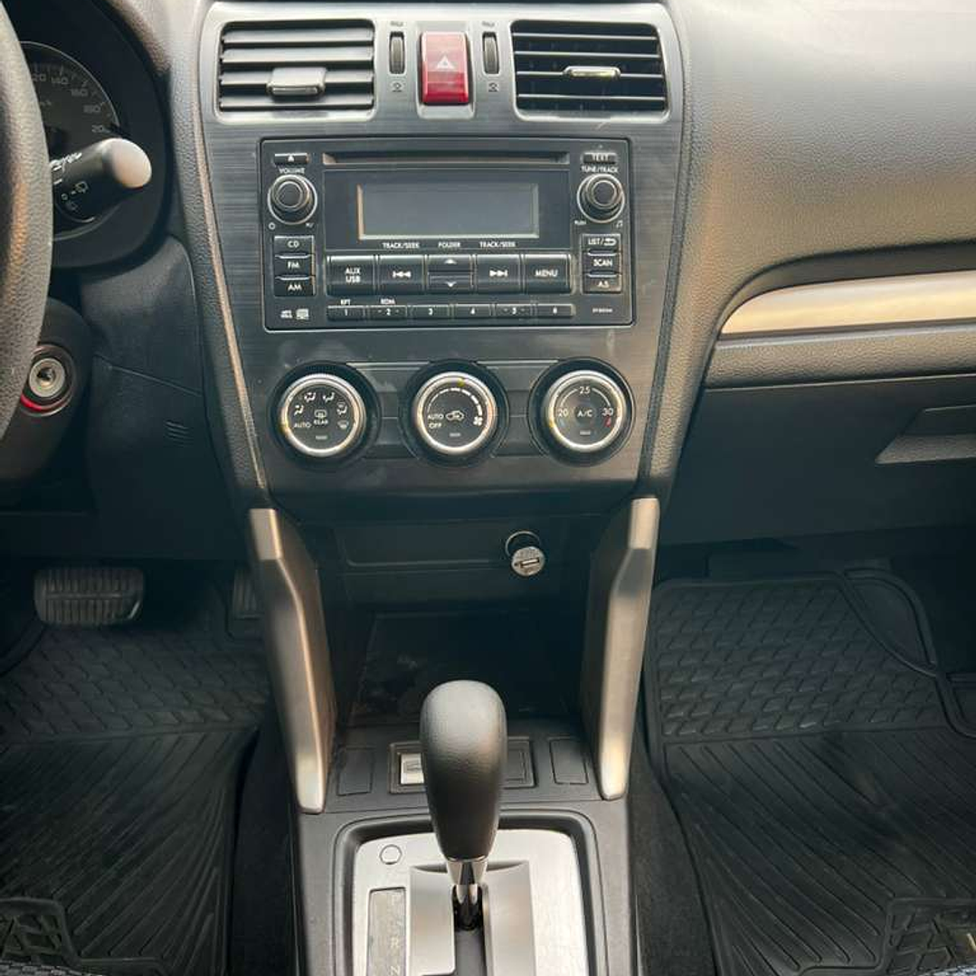 SUBARU ALL NEW FORESTER X  / AÑO 2013 / 110.000KM / 4X4 / AUTOMATICA / BENCINA 13