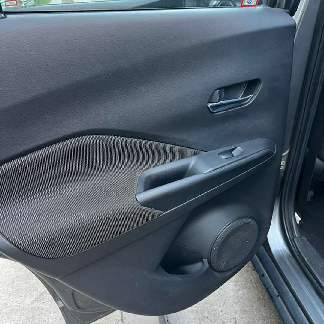 NISSAN KICKS ADVANCE / AÑO 2018 / 98000KM / 4X2 / AUTOMATICA / BENCINA 16