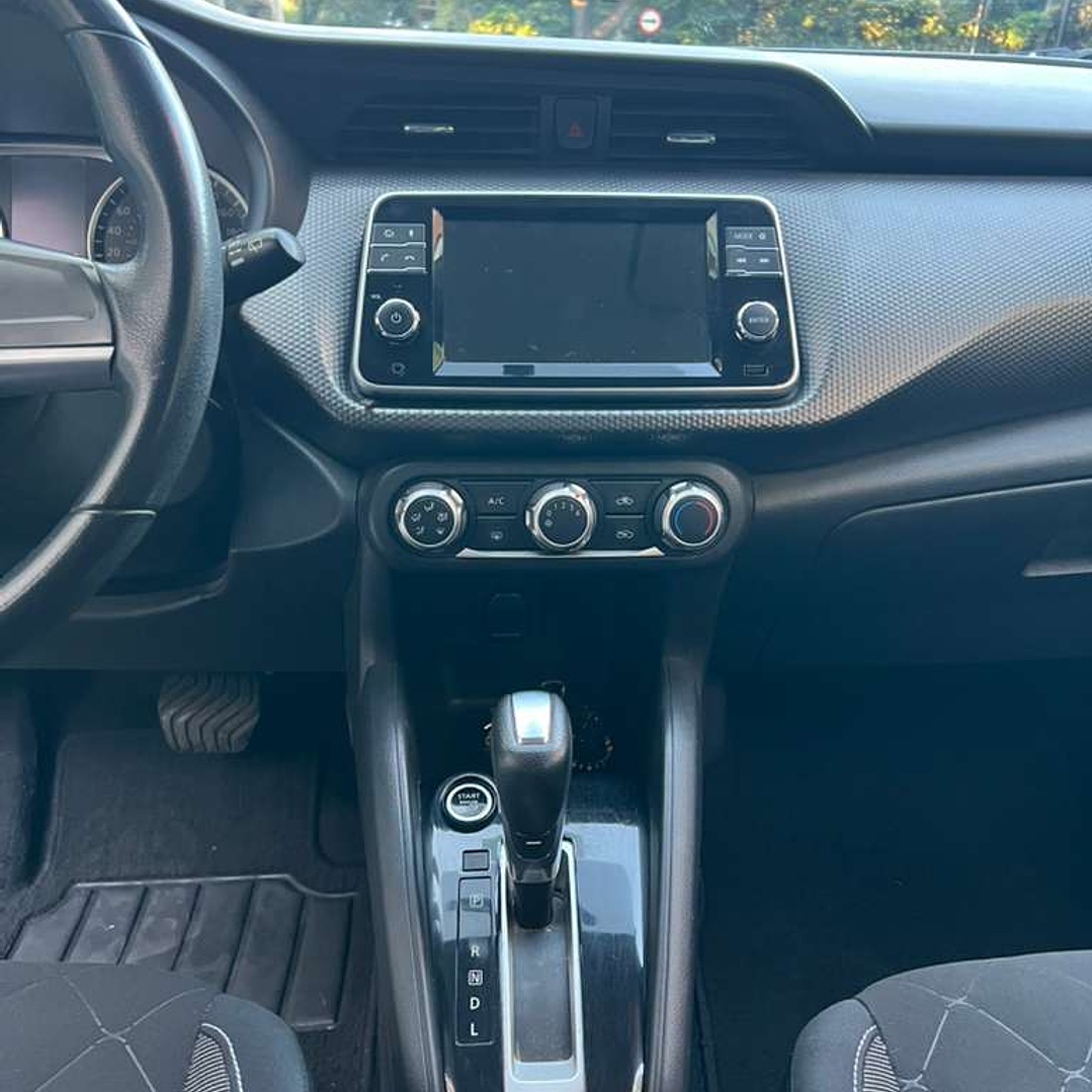 NISSAN KICKS ADVANCE / AÑO 2018 / 98000KM / 4X2 / AUTOMATICA / BENCINA 13