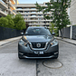 NISSAN KICKS ADVANCE / AÑO 2018 / 98000KM / 4X2 / AUTOMATICA / BENCINA - Miniatura 2