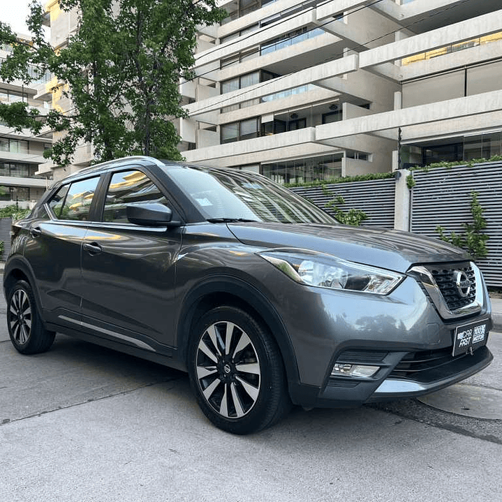 NISSAN KICKS ADVANCE / AÑO 2018 / 98000KM / 4X2 / AUTOMATICA / BENCINA 1