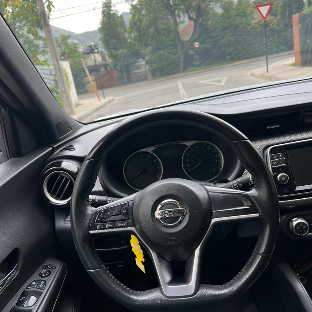 NISSAN KICKS ADVANCE / AÑO 2017 / 86000KM / 4X2 / AUTOMATICA / BENCINA 10