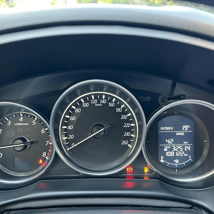 MAZDA CX-5 R  2.0 / AÑO 2015 / 108.000KM / 4X4 / MECANICA / BENCINA 10