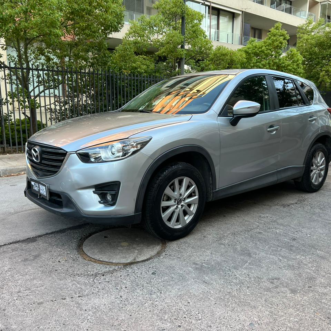 MAZDA CX-5 R  2.0 / AÑO 2015 / 108.000KM / 4X4 / MECANICA / BENCINA 3