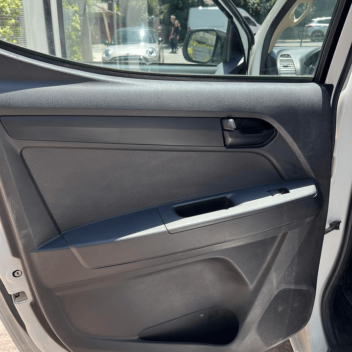 CHEVROLET D-MAX 2.5 / AÑO 2017 / 149.000KM / 4X2 / MECANICA / DIESEL 12