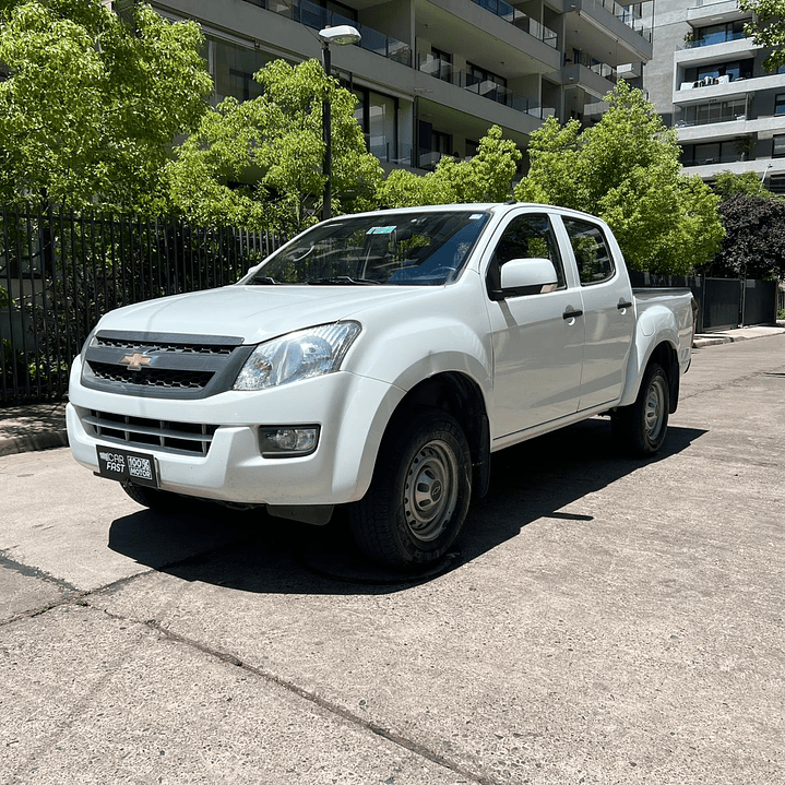 CHEVROLET D-MAX 2.5 / AÑO 2017 / 149.000KM / 4X2 / MECANICA / DIESEL 3