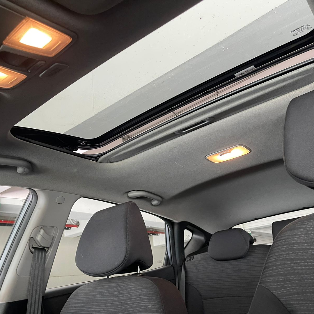 HYUNDAI ACCENT RB 1.6 / AÑO 2017 / 72000 KM / 4X2 / AUTOMATICA / BENCINA 9