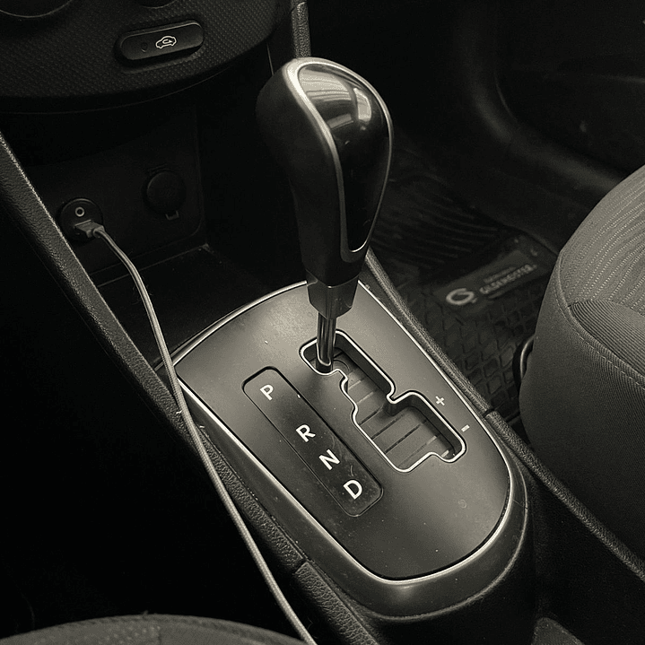 HYUNDAI ACCENT RB 1.6 / AÑO 2017 / 72000 KM / 4X2 / AUTOMATICA / BENCINA 10