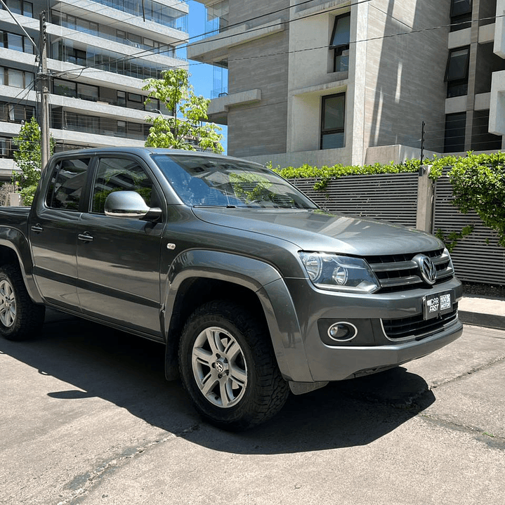AMAROK HIGHLINE 2.0 / AÑO 2015 / 163.000KM / 4X4 / MECANICA / DIESEL 1