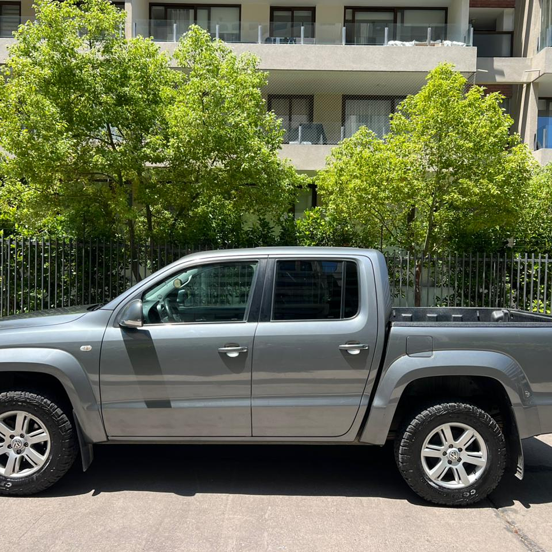 AMAROK HIGHLINE 2.0 / AÑO 2015 / 163.000KM / 4X4 / MECANICA / DIESEL 4