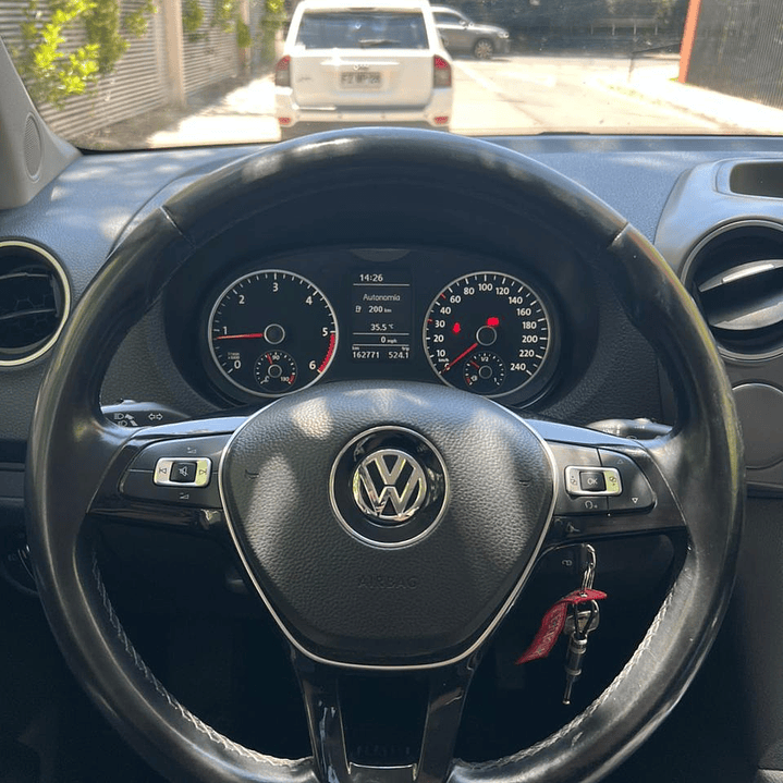 AMAROK HIGHLINE 2.0 / AÑO 2015 / 163.000KM / 4X4 / MECANICA / DIESEL 12