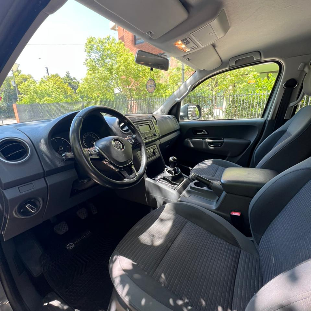 AMAROK HIGHLINE 2.0 / AÑO 2015 / 163.000KM / 4X4 / MECANICA / DIESEL 18