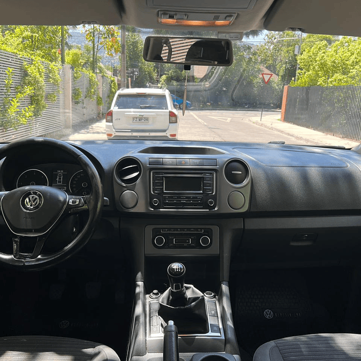 AMAROK HIGHLINE 2.0 / AÑO 2015 / 163.000KM / 4X4 / MECANICA / DIESEL 19