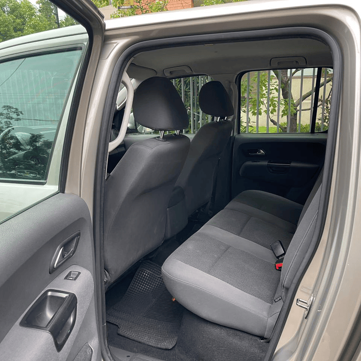 VOLKSWAGEN AMAROK / AÑO 2014 / 210.000KM / 4X4 / AUTOMATICA / DIESEL 14
