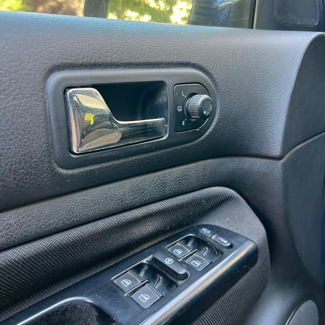 VOLKSWAGEN GOLF A4 HIGHLINE 2.0 / AÑO 2003 / 279.000KMS / 4X2 / MANUAL /BENCINA 14