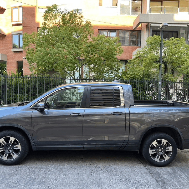 HONDA RIDGELINE  / AÑO 2020 / 93.000KM / 4X4 / AUTOMATICA / BENCINA 4