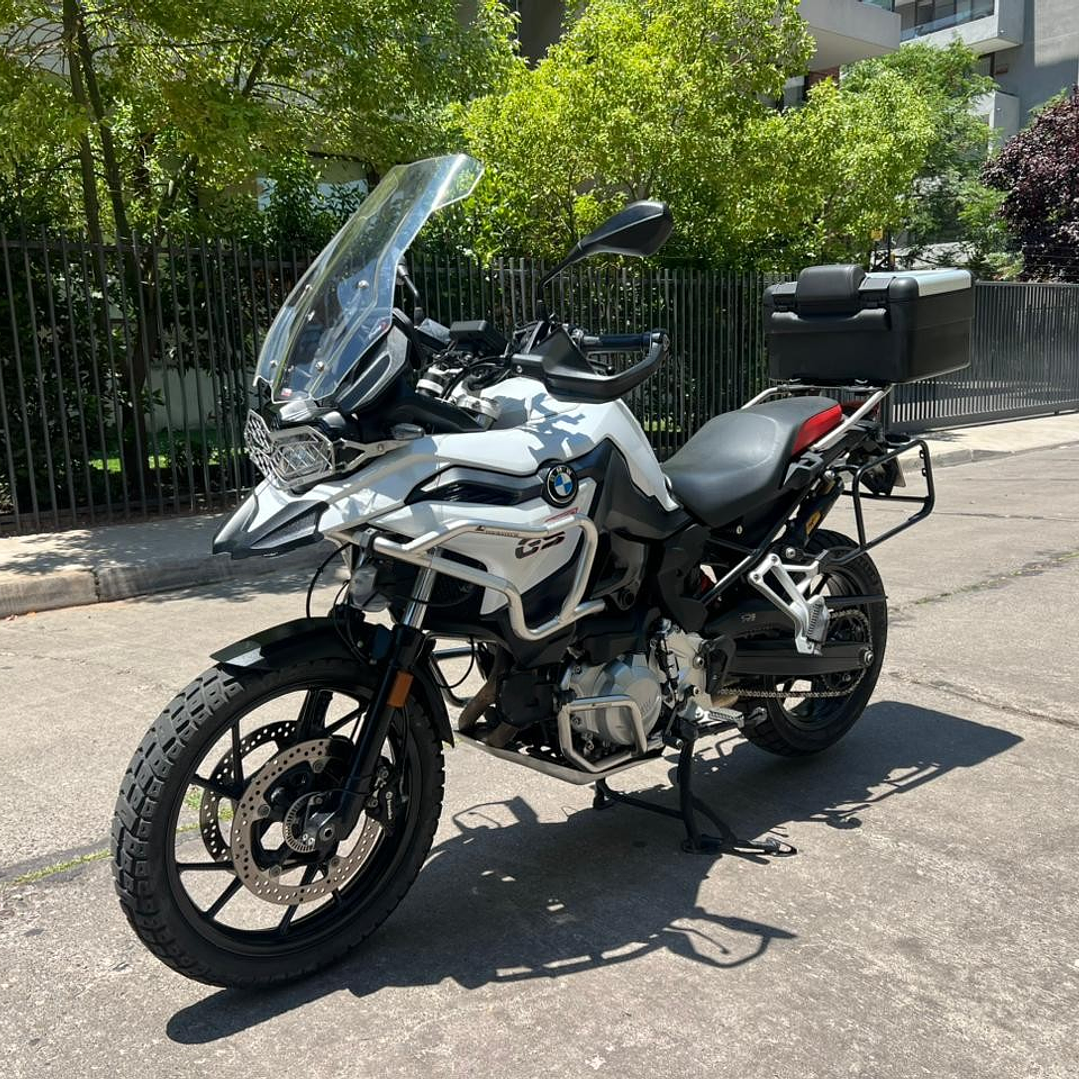 BMW F750 GS II / AÑO 2021 / 8.200KM / MANUAL / BENCINA 16